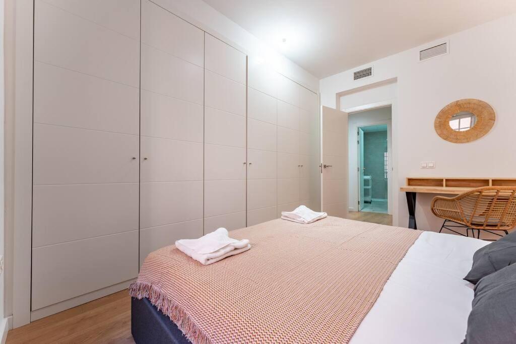 Premium Flat In Malaga Center With Free Parking Apartment Exterior photo